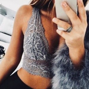 Meet your Posher, Cyndallia